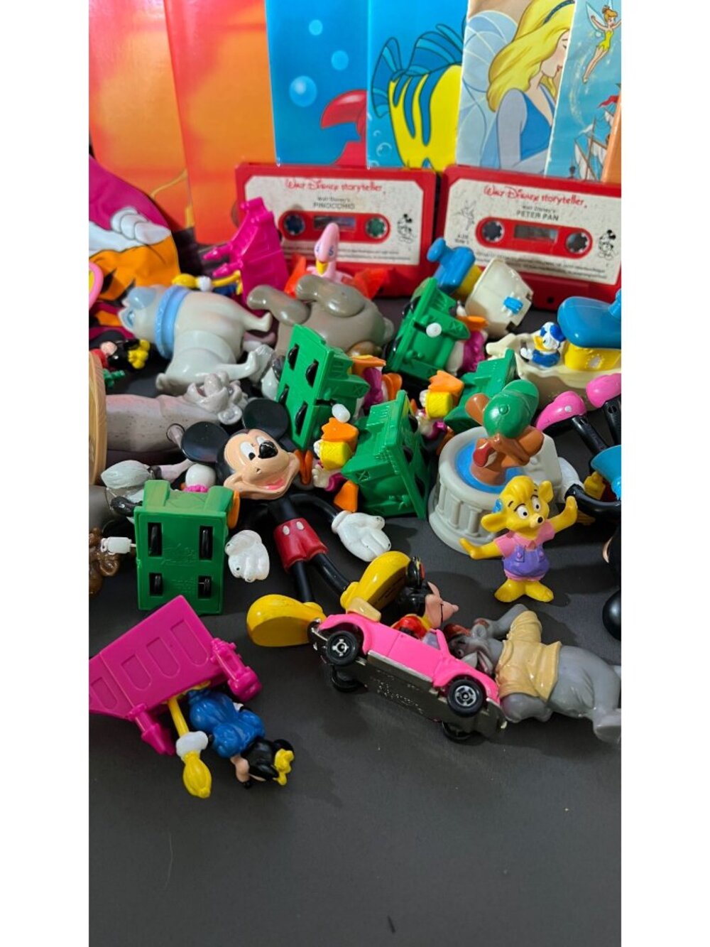 Disney Books & Toy Lot W/ Story Cassettes Mini Figures Bundle - Picture 3 of 6